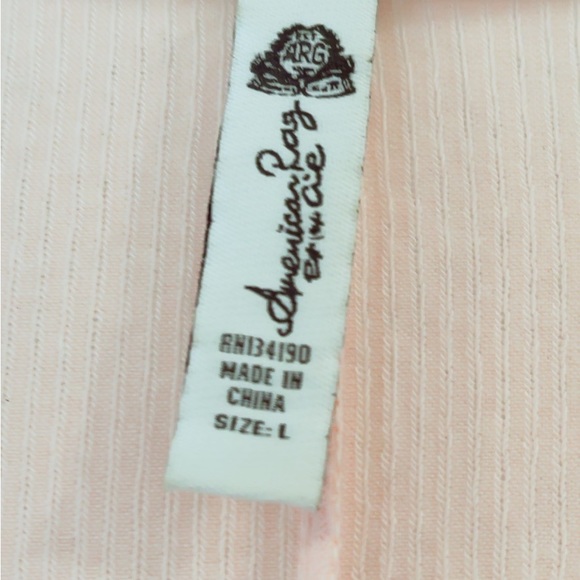 American Rag Junior size L Embroidered Top - Picture 6 of 7